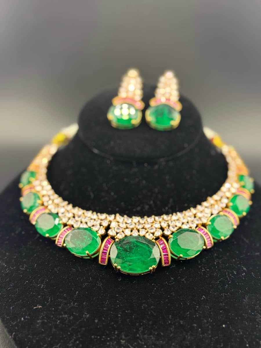 Emerald Oval Grand Choker Necklace Set